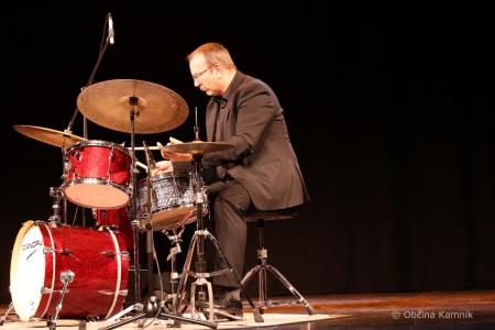 Jazz koncert Gregor Ftičar Black Smoke Quartet ob 25-letnici pobratenja Občine Kamnik in Trofaiach (7)